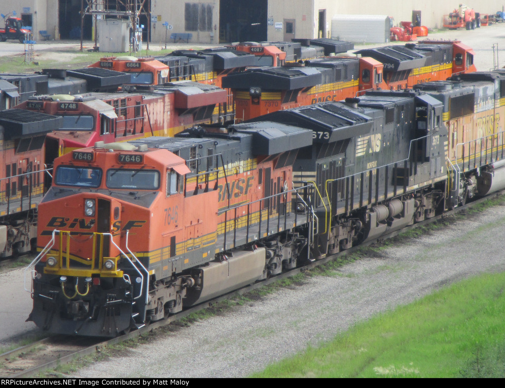 BNSF 7646